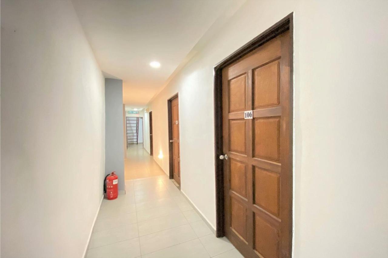 Hotel Spot On 90283 Twenty Seven Muntri Tanjung Bungah  Zewnętrze zdjęcie