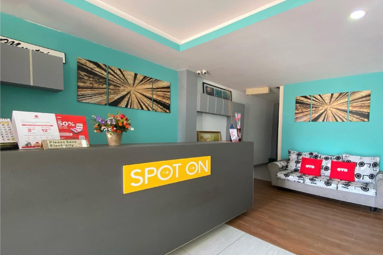 Hotel Spot On 90283 Twenty Seven Muntri Tanjung Bungah  Zewnętrze zdjęcie