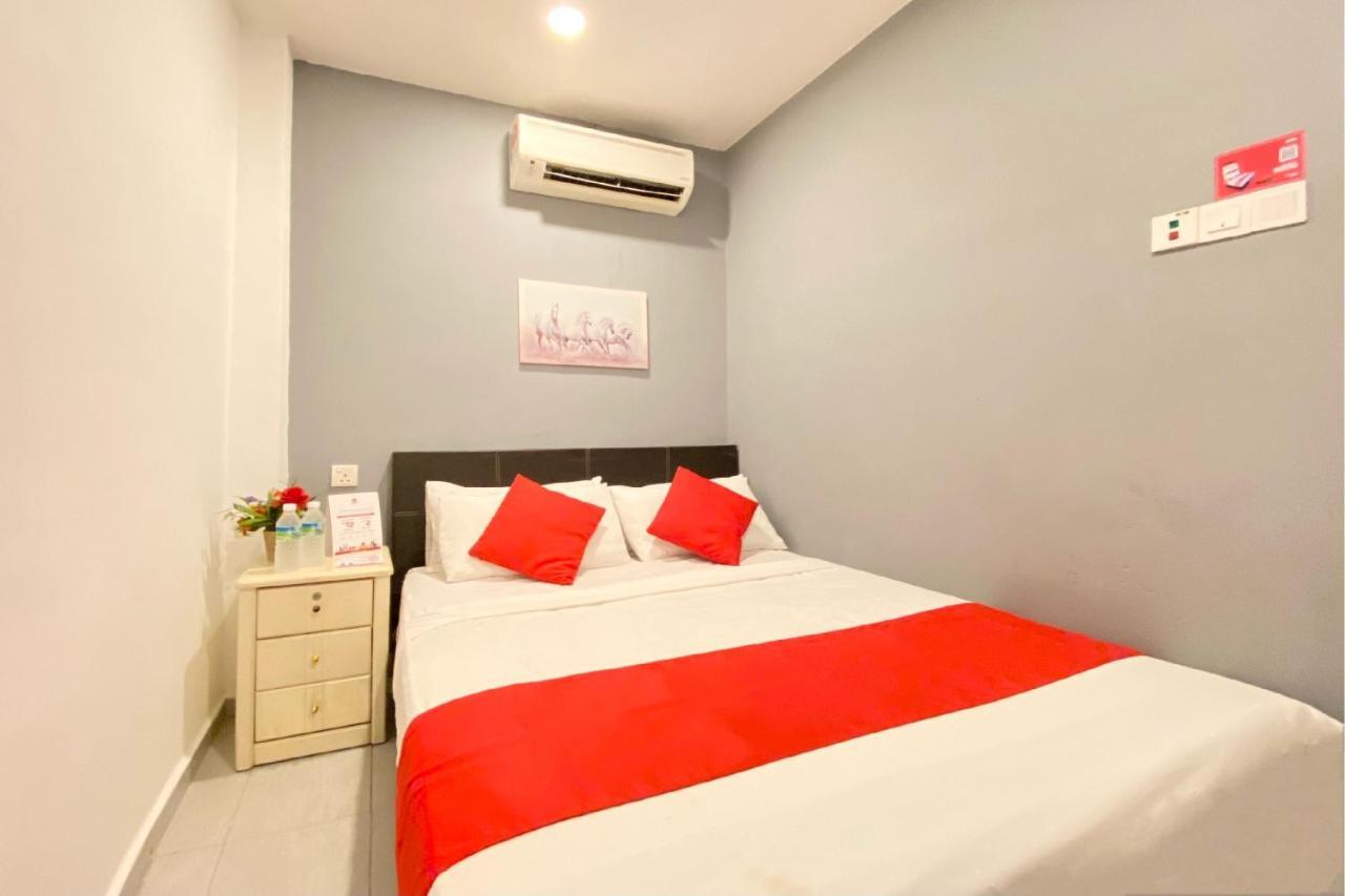 Hotel Spot On 90283 Twenty Seven Muntri Tanjung Bungah  Zewnętrze zdjęcie